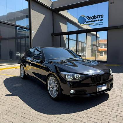 BMW 116i 1.6 16V TURBO GASOLINA 4P AUTOMÁTICO BMW 116i 1.6 16V TURBO GASOLINA 4P AUTOMÁTICO